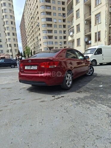 Kia Cerato-5