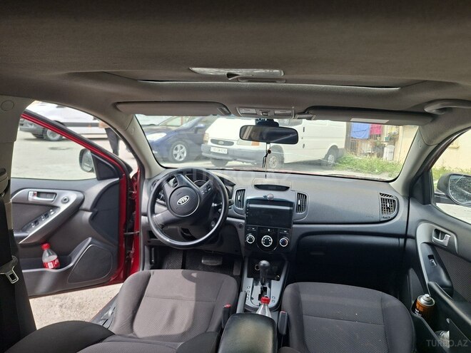 Kia Cerato-4