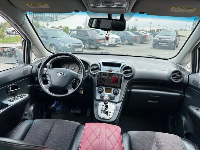 Kia Carens-2