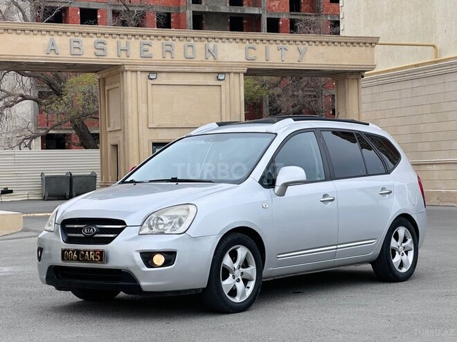 Kia Carens-23