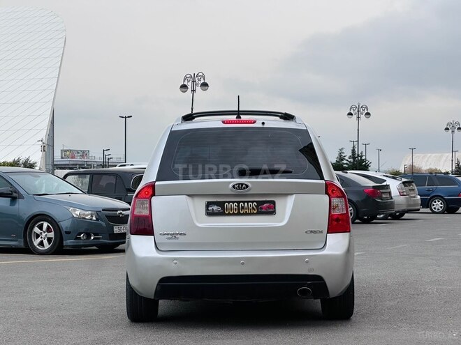 Kia Carens-20