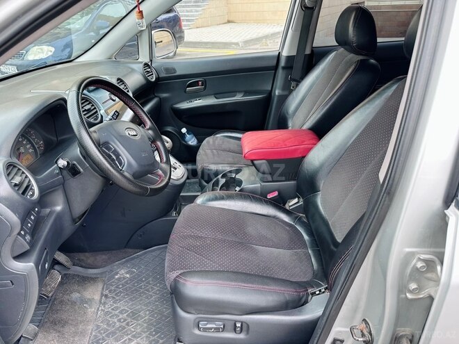 Kia Carens-11