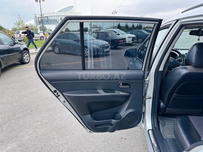 Kia Carens-7