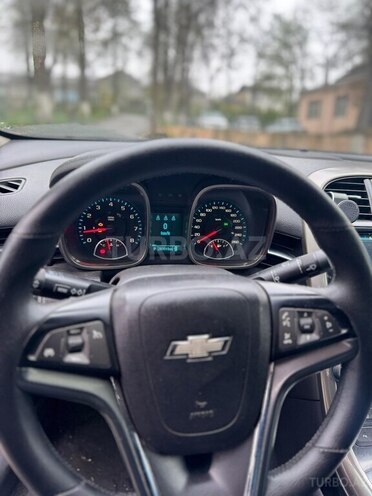 Chevrolet Malibu-13