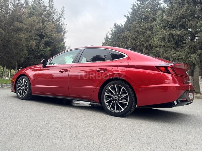 Hyundai Sonata-21