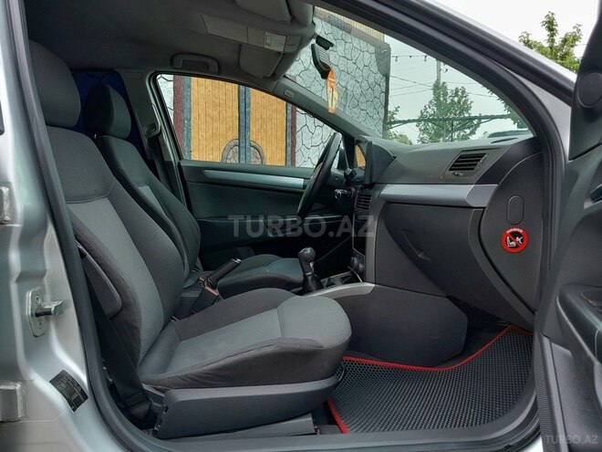 Opel Astra-19