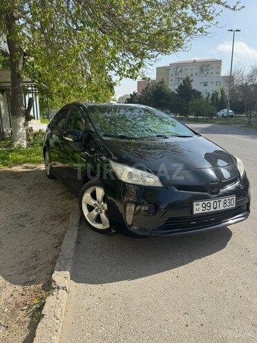 Toyota Prius-1