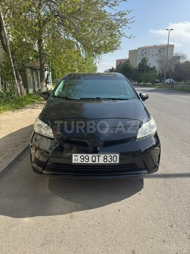Toyota Prius-2