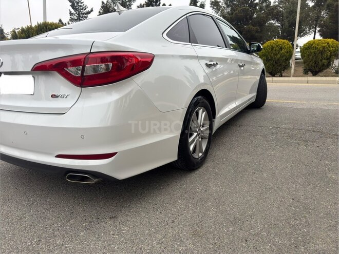Hyundai Sonata-7