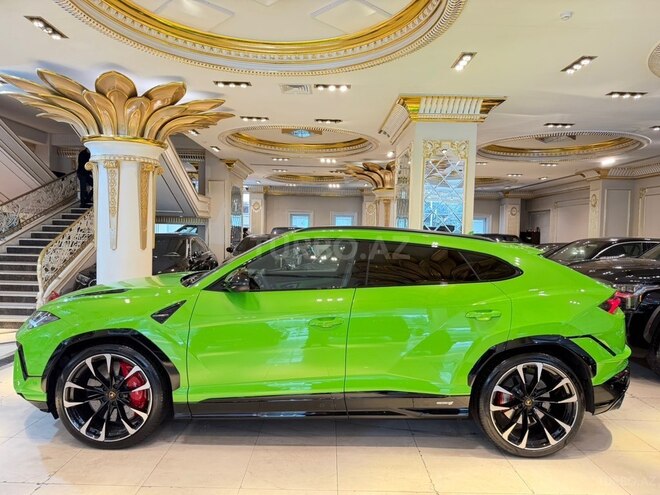 Lamborghini Urus-6