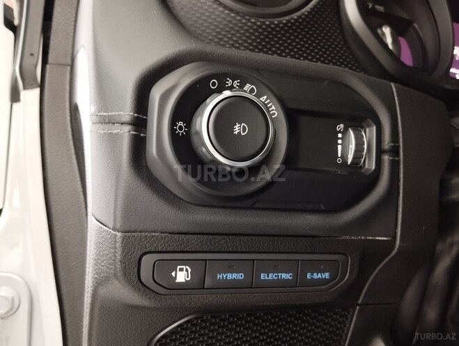 Jeep Wrangler-13
