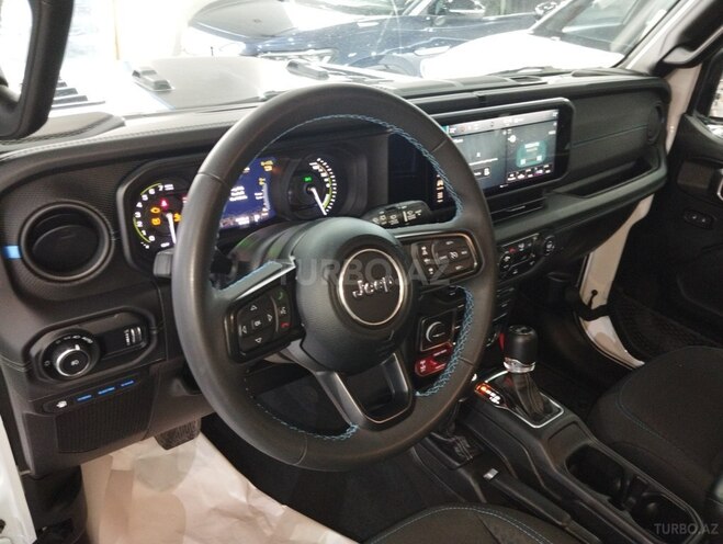 Jeep Wrangler-7