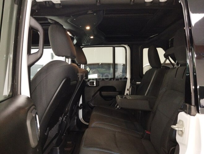 Jeep Wrangler-8
