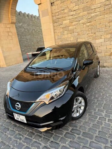 Nissan Note-5