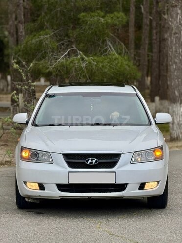 Hyundai Sonata-1