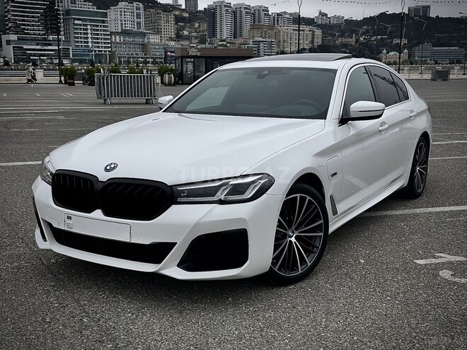 BMW 530e-1