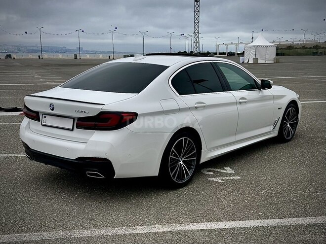 BMW 530e-5