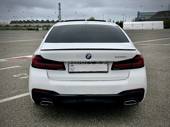 BMW 530e-4