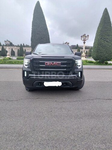 GMC Sierra-1