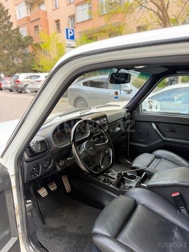 LADA (VAZ) Niva-5