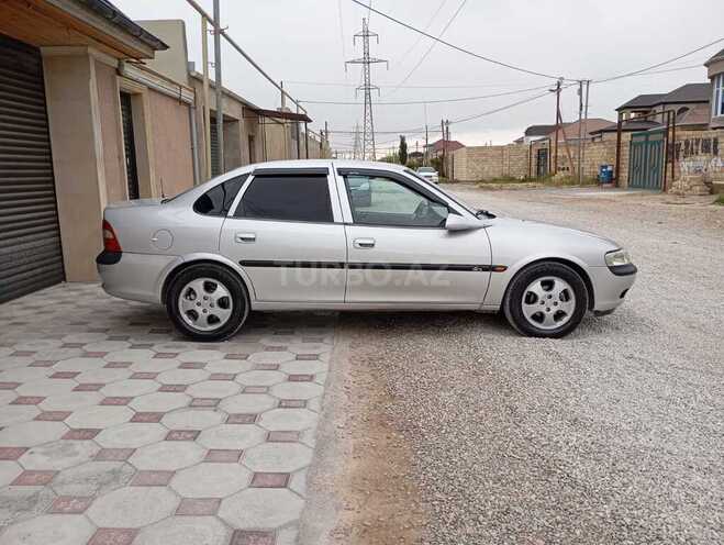 Opel Vectra-7