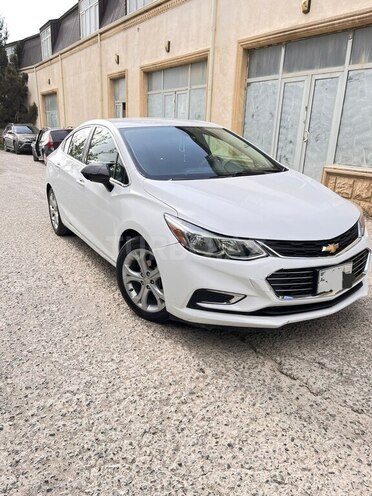 Chevrolet Cruze-1