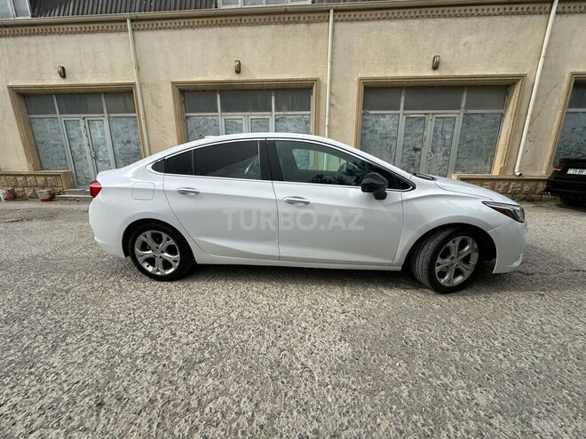Chevrolet Cruze-5
