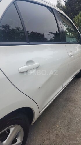 Toyota Yaris-13