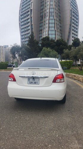 Toyota Yaris-6