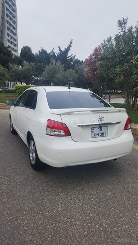 Toyota Yaris-7