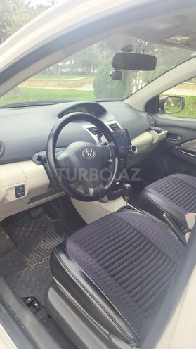 Toyota Yaris-9