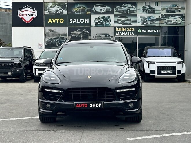Porsche Cayenne GTS-2