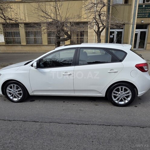 Kia Cerato-3