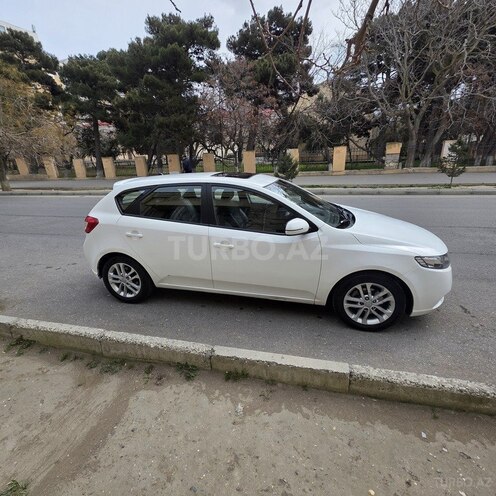 Kia Cerato-9