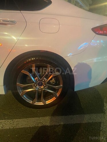 Ford Fusion (North America)-9
