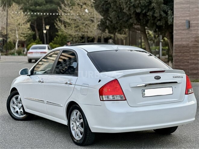 Kia Cerato-15