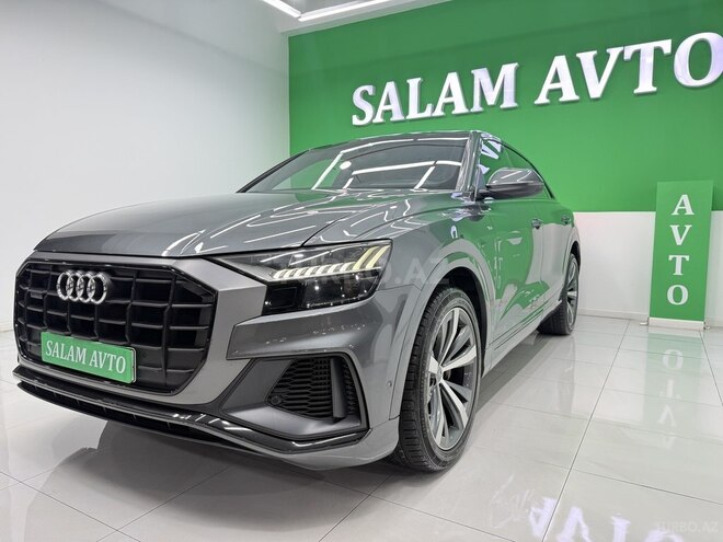 Audi Q8-3