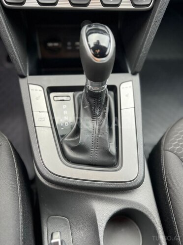 Hyundai Elantra 2020, 90,000 km - 2.0 л - Bakı