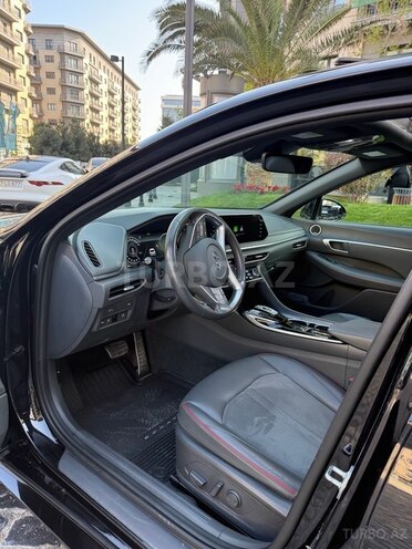Hyundai Sonata-5