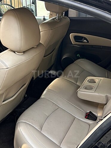 Chevrolet Cruze-5