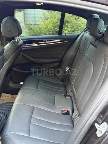 BMW 530-12