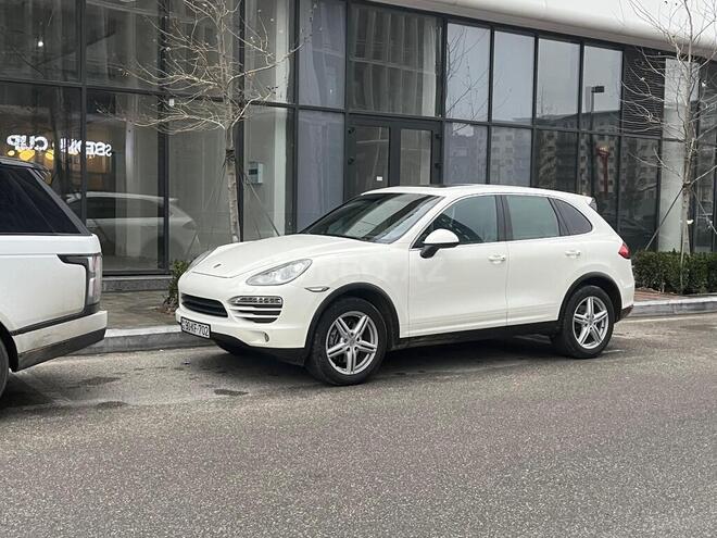 Porsche Cayenne-5