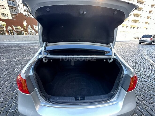 Hyundai Elantra-19