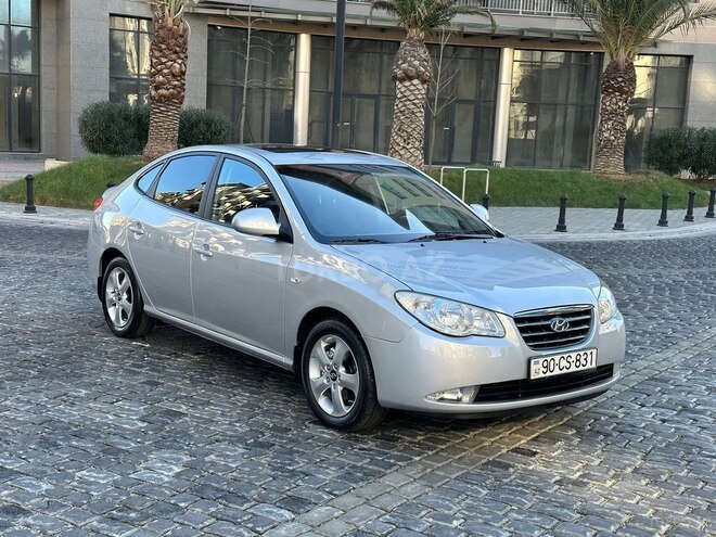 Hyundai Elantra-9