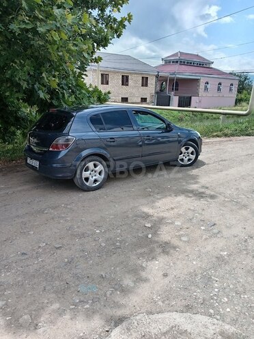 Opel Astra-2