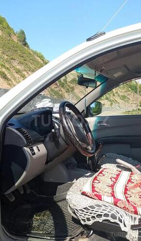 Mitsubishi L200-5