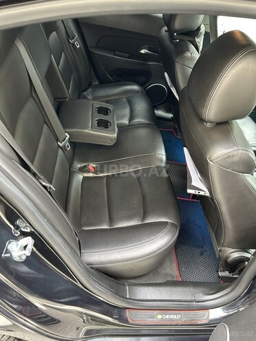 Chevrolet Cruze-5