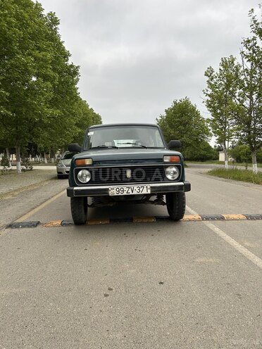 LADA (VAZ) Niva-9