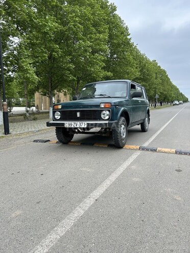 LADA (VAZ) Niva-11
