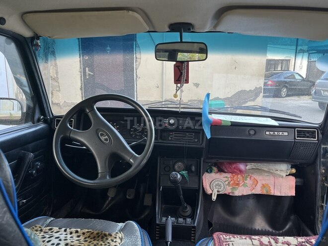 LADA (VAZ) 2107-4